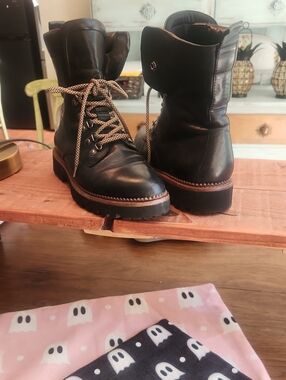 Sanctuary March Black Leather Combat Hiking Boots Lug Sole Size 9.5